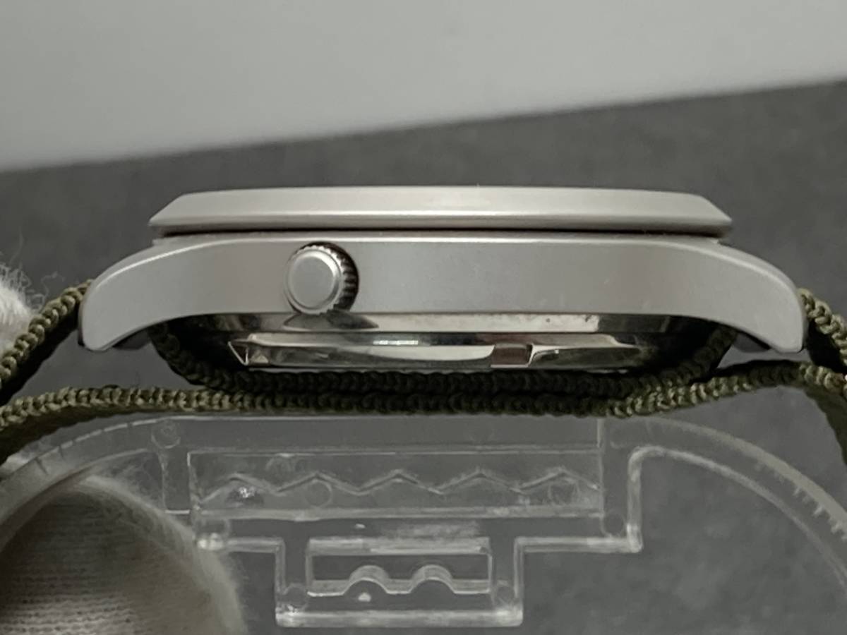1円～稼働品 SEIKO 5/セイコー5 裏スケ 黒文字盤 7S26-02J0 自動巻き