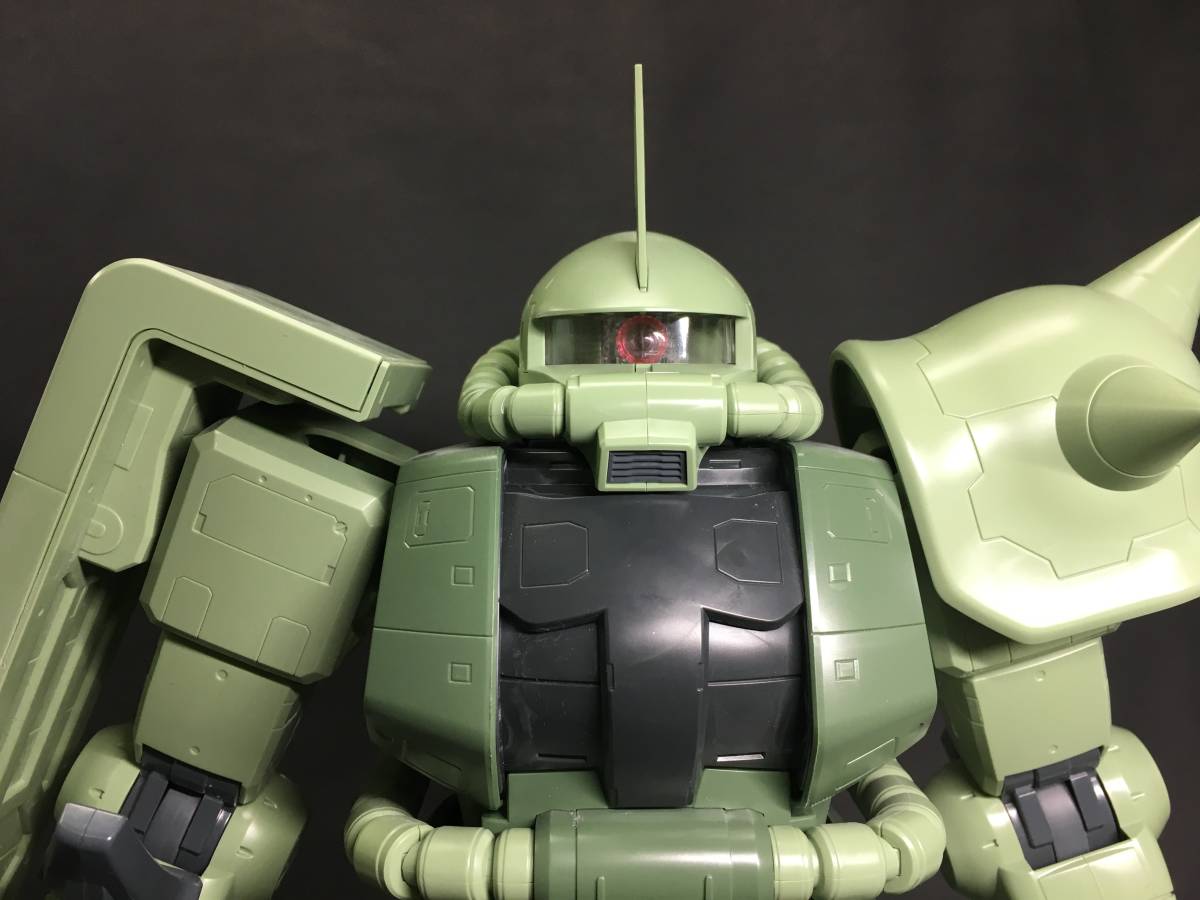 1/48 全高約365mm メガサイズ 量産型 MS-06F ZAKU ザク 素組 完成品 ガンダム バンダイ ガンプラ_2