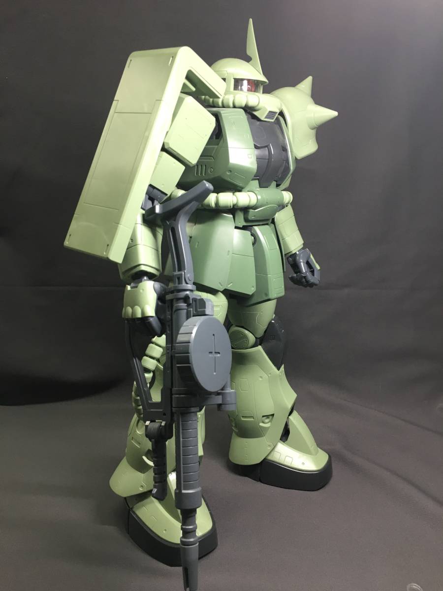 1/48 全高約365mm メガサイズ 量産型 MS-06F ZAKU ザク 素組 完成品 ガンダム バンダイ ガンプラ_5