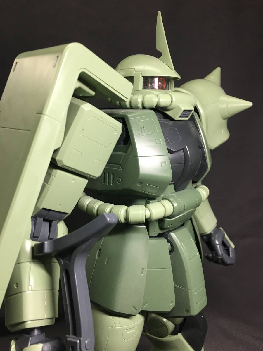 1/48 全高約365mm メガサイズ 量産型 MS-06F ZAKU ザク 素組 完成品 ガンダム バンダイ ガンプラ_8