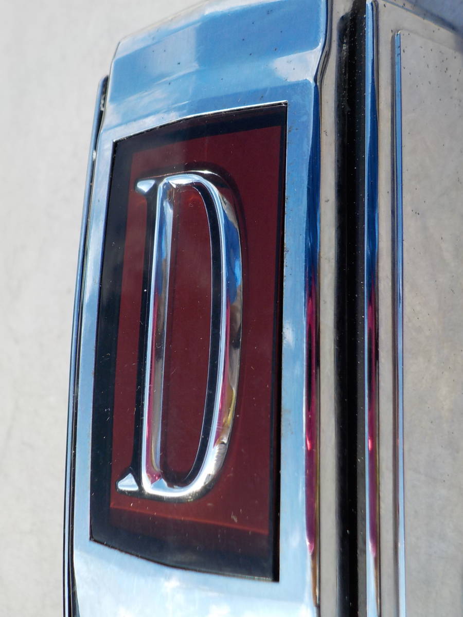 DATSUN 200B エンブレム 2個セットブルーバード810純正輸出用品 DATSUN 200B エンブレム 2個セットブルーバード810純正輸出用品