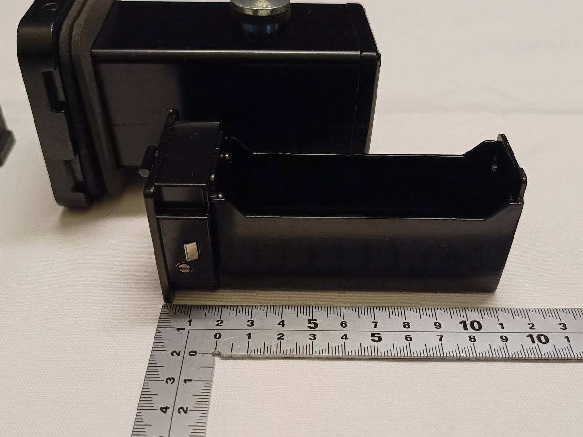 Hitch Safe ＜ヒッチセーフ＞ ヒッチメンバー・セキュリティーボックス　ダイヤルロック式貴重品入れ【中古品】