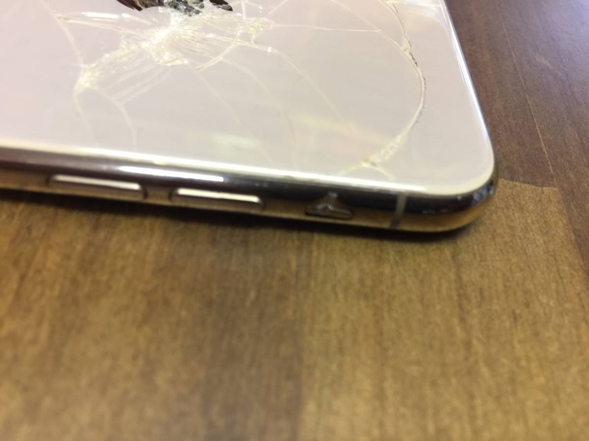 ジャンク iPhone XS MAX アクティベーション ロック 部品どり SIM