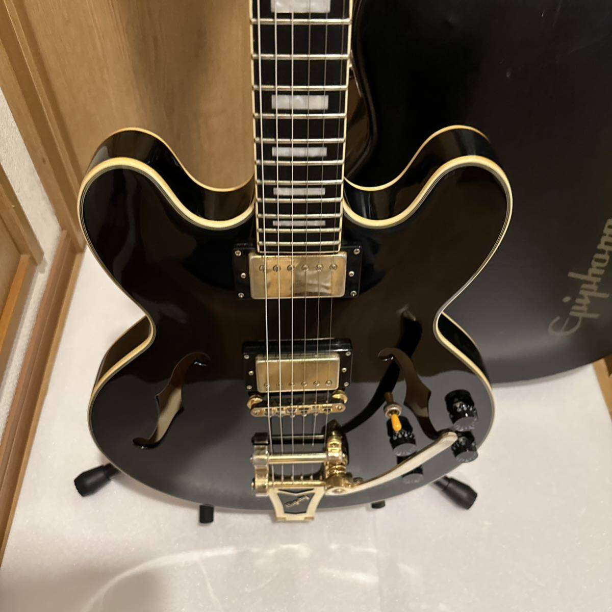 極上Epiphone エピフォン Dot ES-355 EB(エピフォン)｜売買されたオークション情報、yahooの商品情報をアーカイブ公開 ...