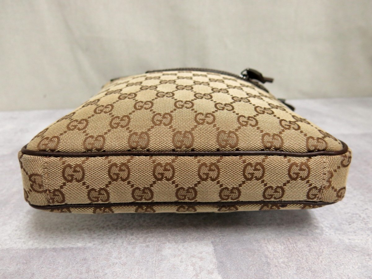 ショルダーバッグ 【超美品】GUCCI グッチ レザーショルダーバッグ GG 