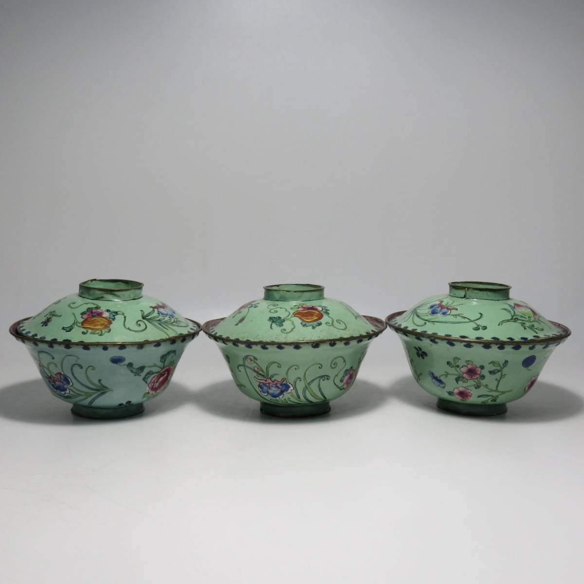  中国美術 銅胎 琺瑯彩 花卉紋 茶杯 茶器 茶道具 収蔵品(施釉陶)｜売買されたオークション情報、yahooの商品情報をアーカイブ公開 - オークファン 骨董陶磁器一般