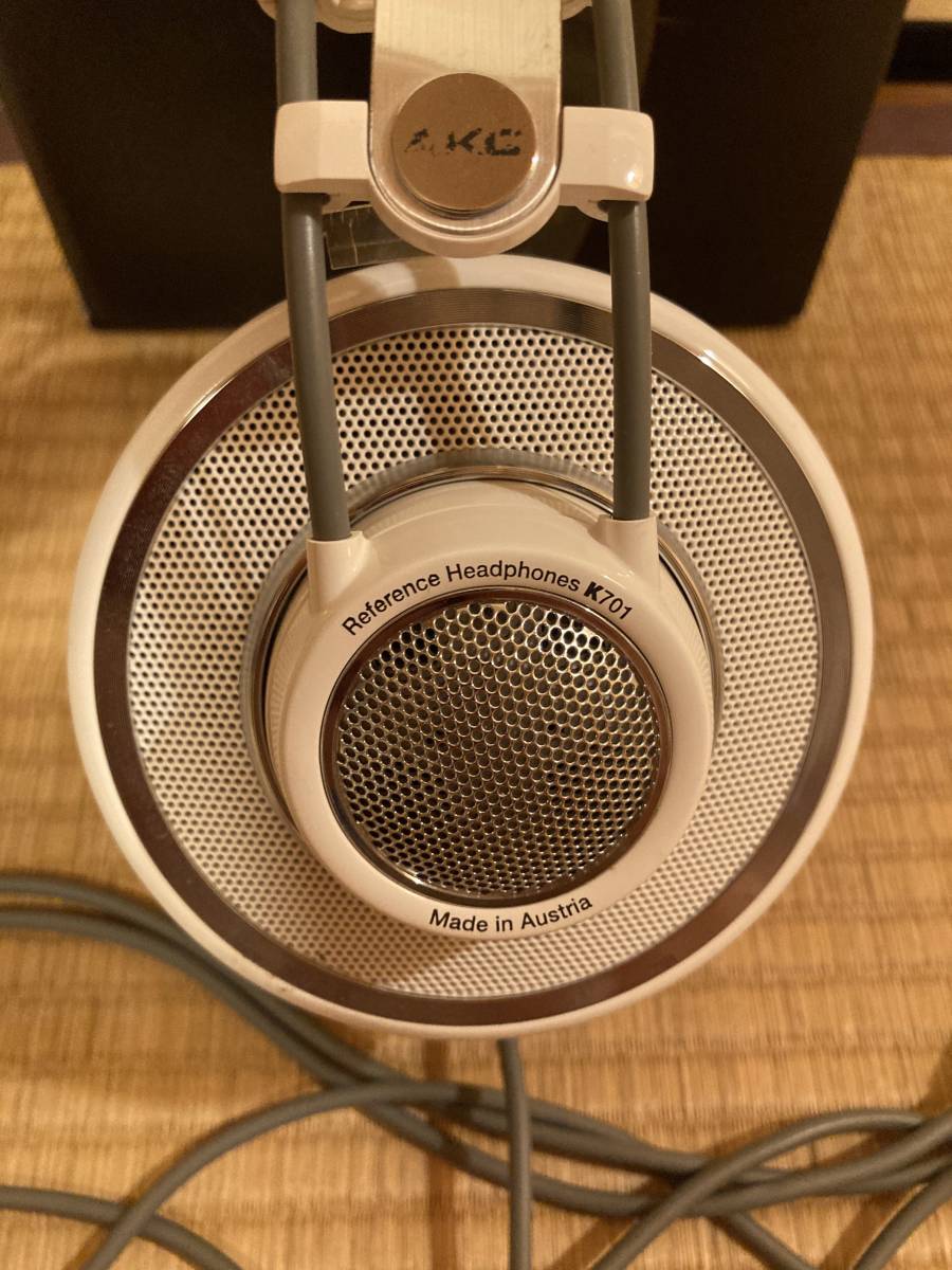 ジャンク品 AKG K701 開放型 オープンエアー ヘッドホン 希少