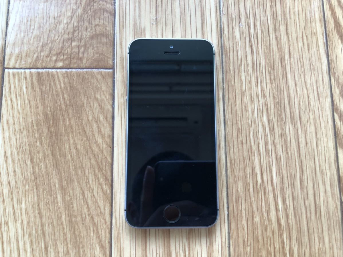 Apple アップル iPhone SE 128GB スペースグレイ 本体のみ バッテリー交換済み