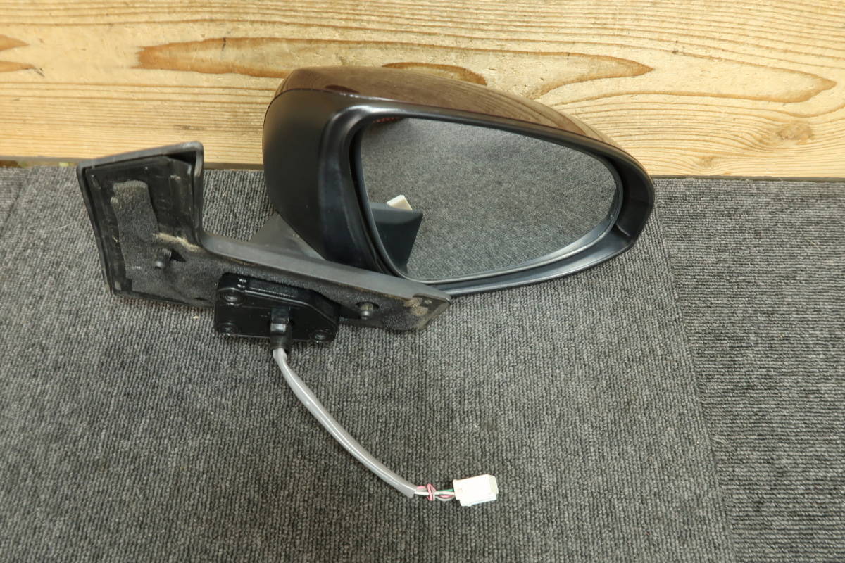 アクア NHP10 トヨタ サイド 前期 505-M0902 アクアＮＨＰ１０　右ドアミラーウィンカー付き７ピン【９ＡＨ ディープアメジストマイカＭ】