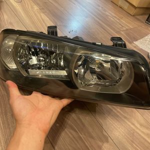 r34 ヘッドライトのYahoo!オークション(旧ヤフオク!)の相場・価格を