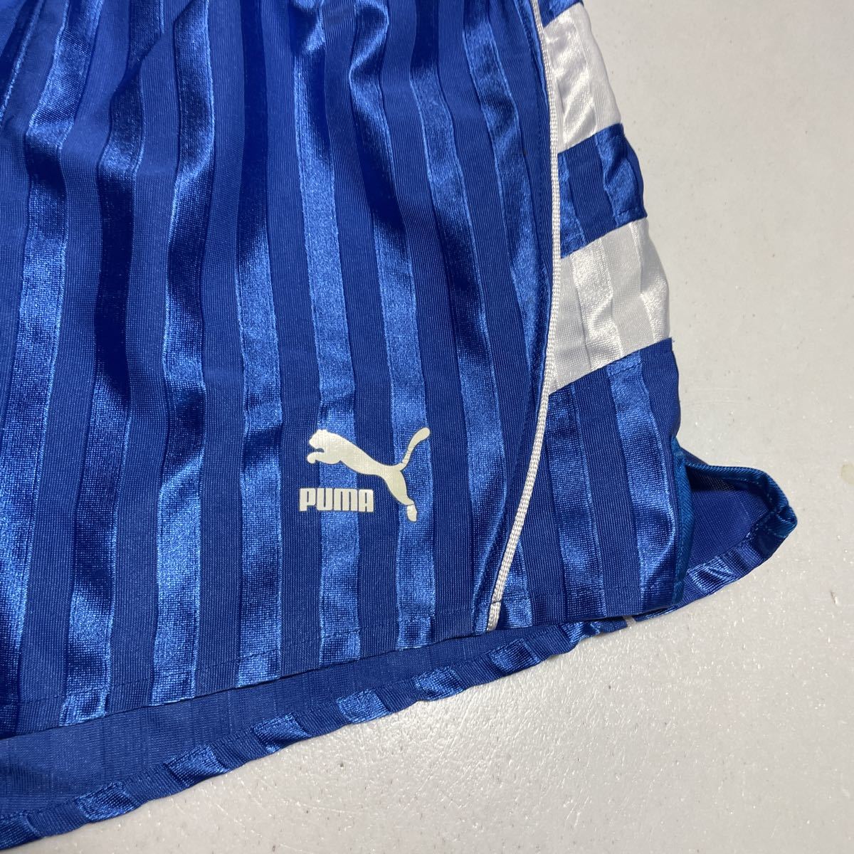 プーマ PUMA 青 ブルー 定番シャドー 90年代 光沢サカパン サッカー
