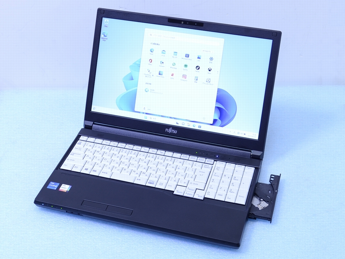 2022年出荷 FIFEBOOK A5511/HX i5-1135G7 16GB SSD256GB WiFi6 マルチ カメラ Office Win11 富士通 管理A09