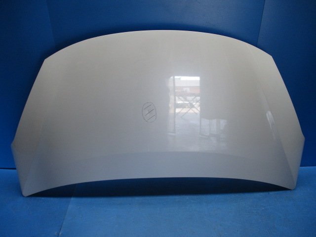 【即決有】 ホンダ フィット e:HEV GR1 GR2 GR3 GR4 純正 ボンネット (m084293)