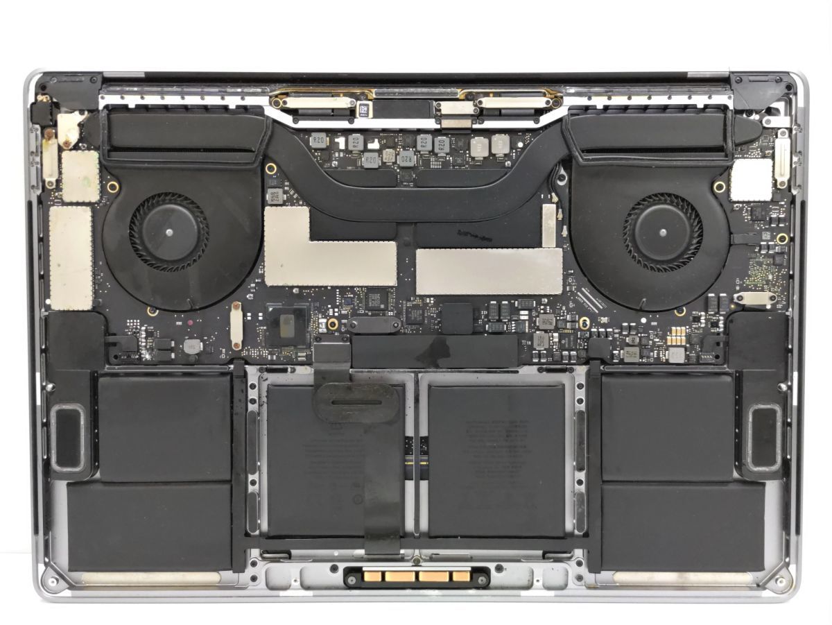 ジャンク MacBook Pro (15-inch， 2017) 通電不可 [M6897] Pro MacBook
