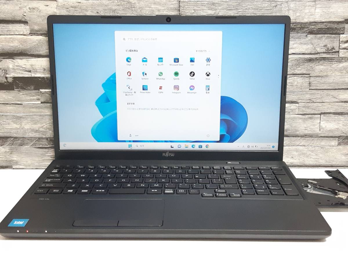 2023年製★未使用に近い★Windows11★富士通★第11世代 Celeron 6305★爆速SSD(PCIe)★メモリ16GB★Webカメラ/USB3.2/Wi-Fi 6★Office2019_2