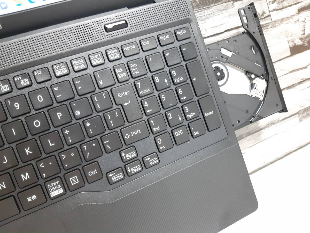 2023年製★未使用に近い★Windows11★富士通★第11世代 Celeron 6305★爆速SSD(PCIe)★メモリ16GB★Webカメラ/USB3.2/Wi-Fi 6★Office2019_4