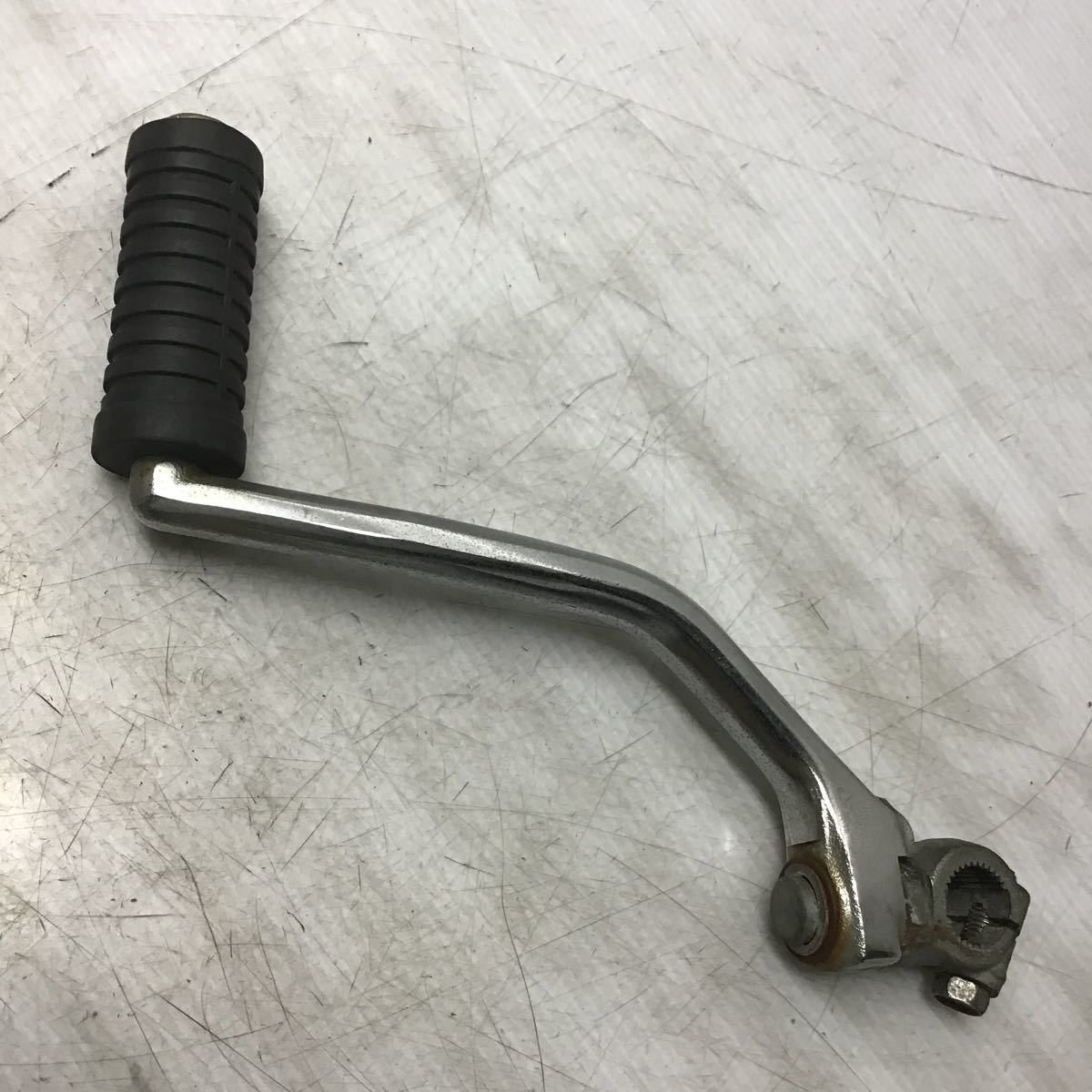 E39-8 ヤマハ RH01J SR400 キックペダル 純正部品 SR400⁄500用 SR400