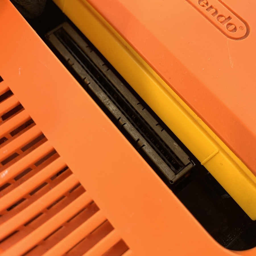 【動作品】NINTENDO NUS-101 64 ピカチュウ バージョン 任天堂 ロクヨン ※動作/状態説明あり ＊1週間保証【福岡】 NUS-101 ピカチュウ ピカチュウバージョン 中古 箱あり バージョン