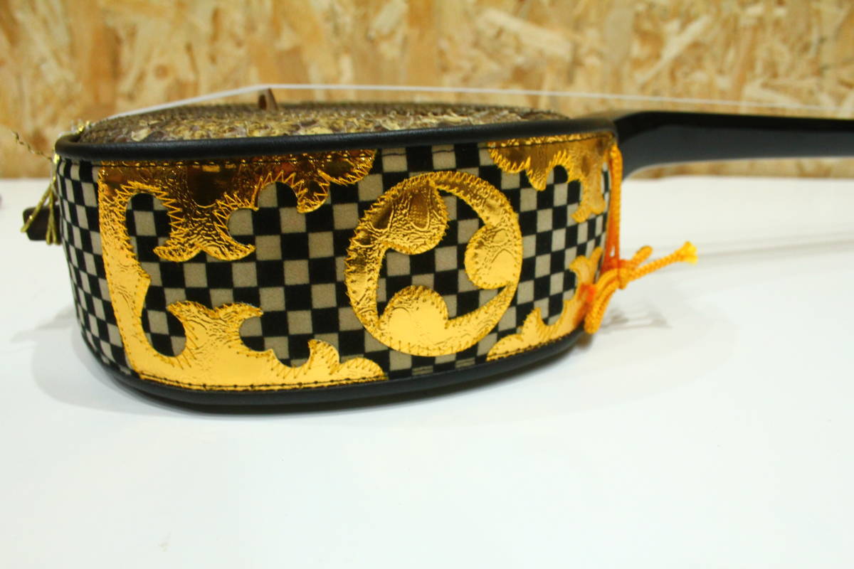 TG06143 守礼印 沖縄三線 蛇皮柄 和楽器 中古品 ジャンク扱い 
