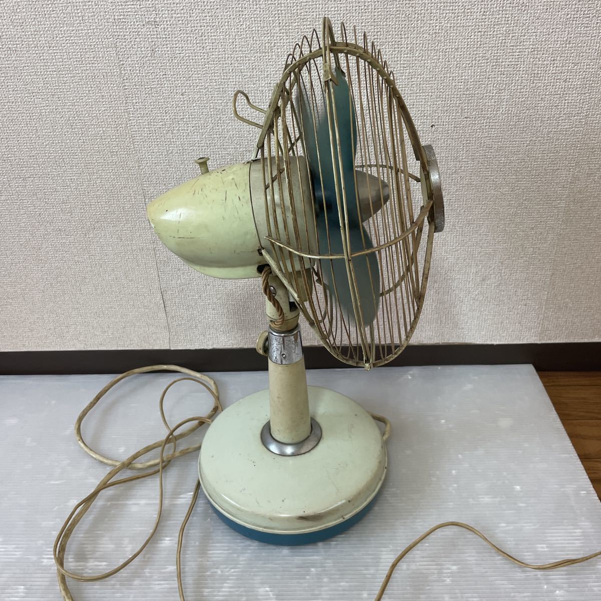 東芝 TOSHIBA HK形 25CM 扇風機 アンティーク昭和レトロ (扇風機