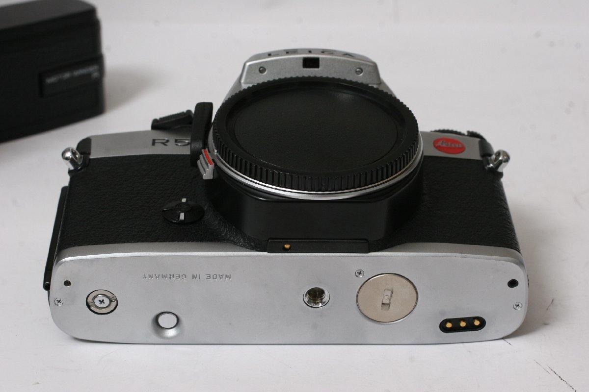 ☆1円～中古良品☆LEICA・ライカ R5シルバー/ワインダーR付ボディ！ R5