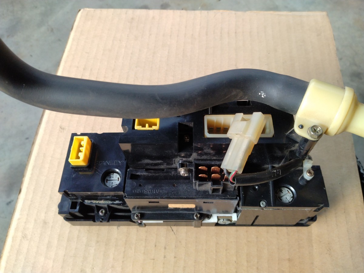 希少 シビックシャトル EF5 EF9 エアコンパネル 希少 シビックシャトル