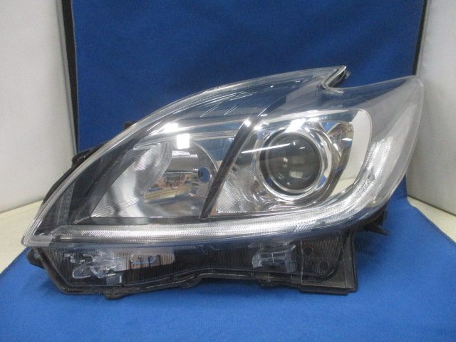 ZVW30 プリウス 左 後期 ヘッドライト トヨタ HID 0 左ヘッドライト