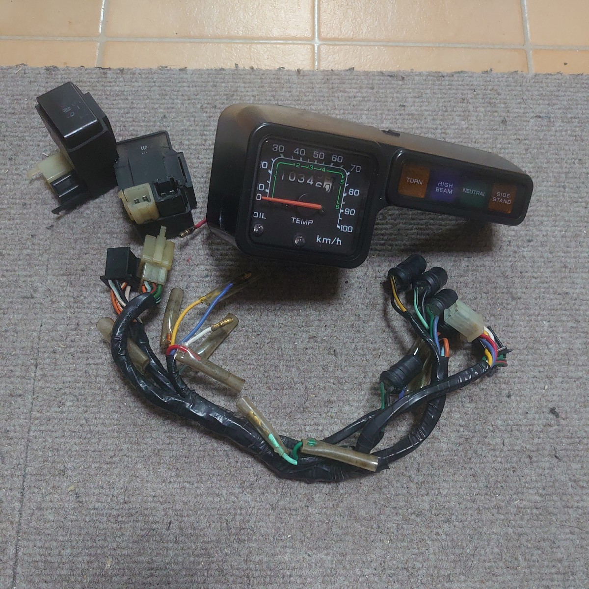 ホンダCRM80 純正スピードメーター