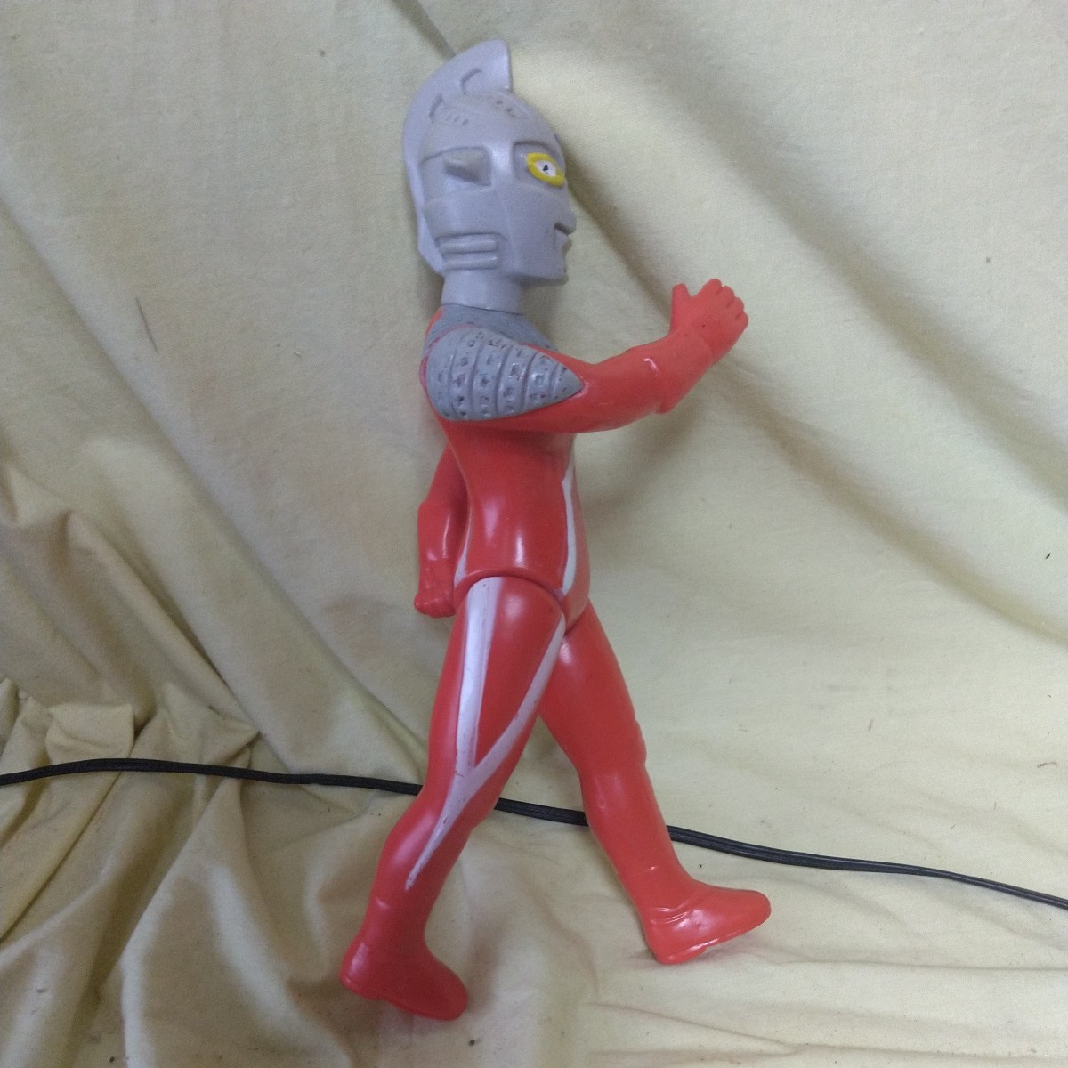 ソフビ マルサン ウルトラセブン 当時物 は画像表題とうりです経年変化