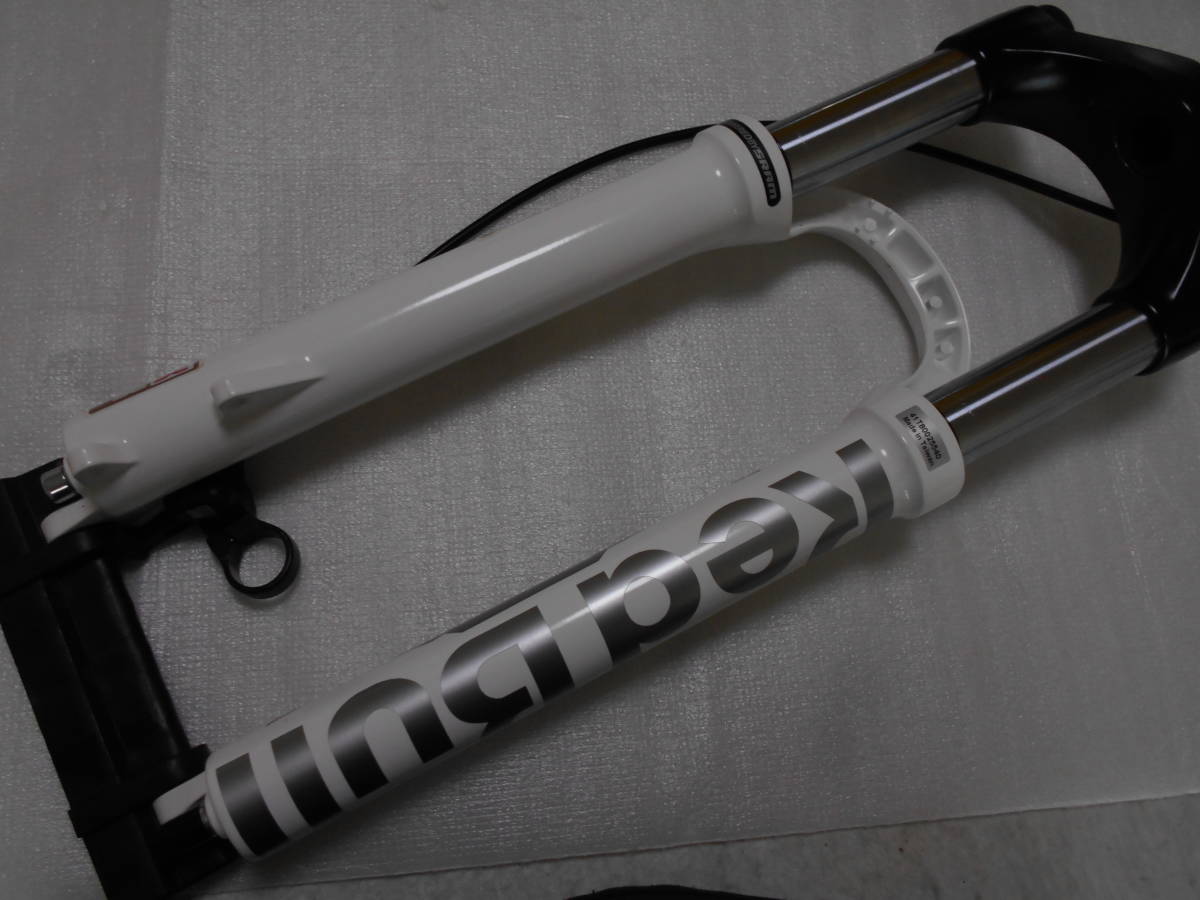 ☆ROCKSHOX ロックショックス TORA フロントサスペンション 1-1/8