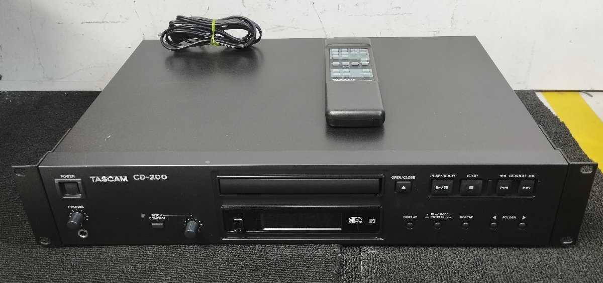 ♪TASCAM CD-200 タスカム CDプレイヤー リモコン RC-CD200 付属 動作確認済・中古♪