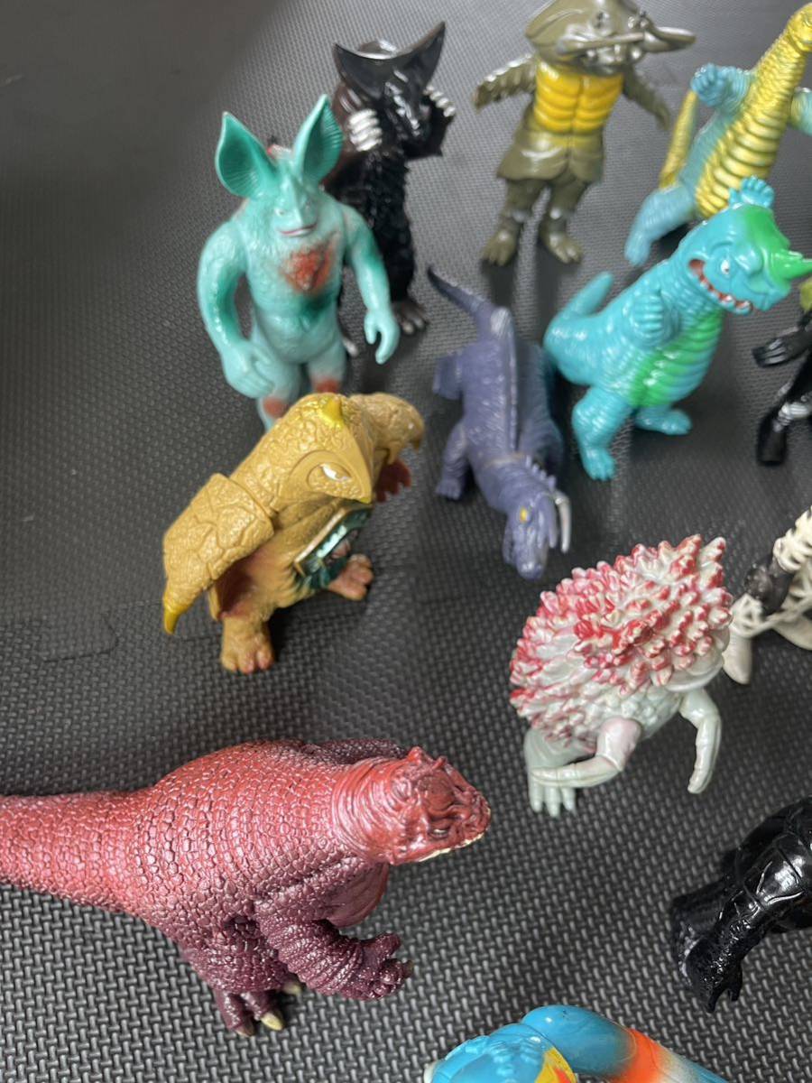ウルトラマン怪獣 バンダイ 大量 まとめ売り ソフビ フィギュア