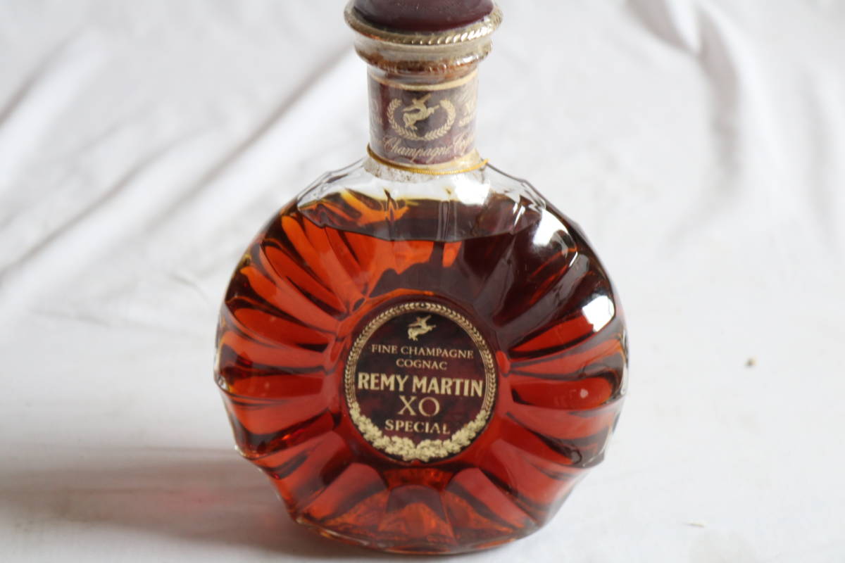 O1782 ○未開栓○REMY MARTIN○XO○SPECIAL○700ml○40％
