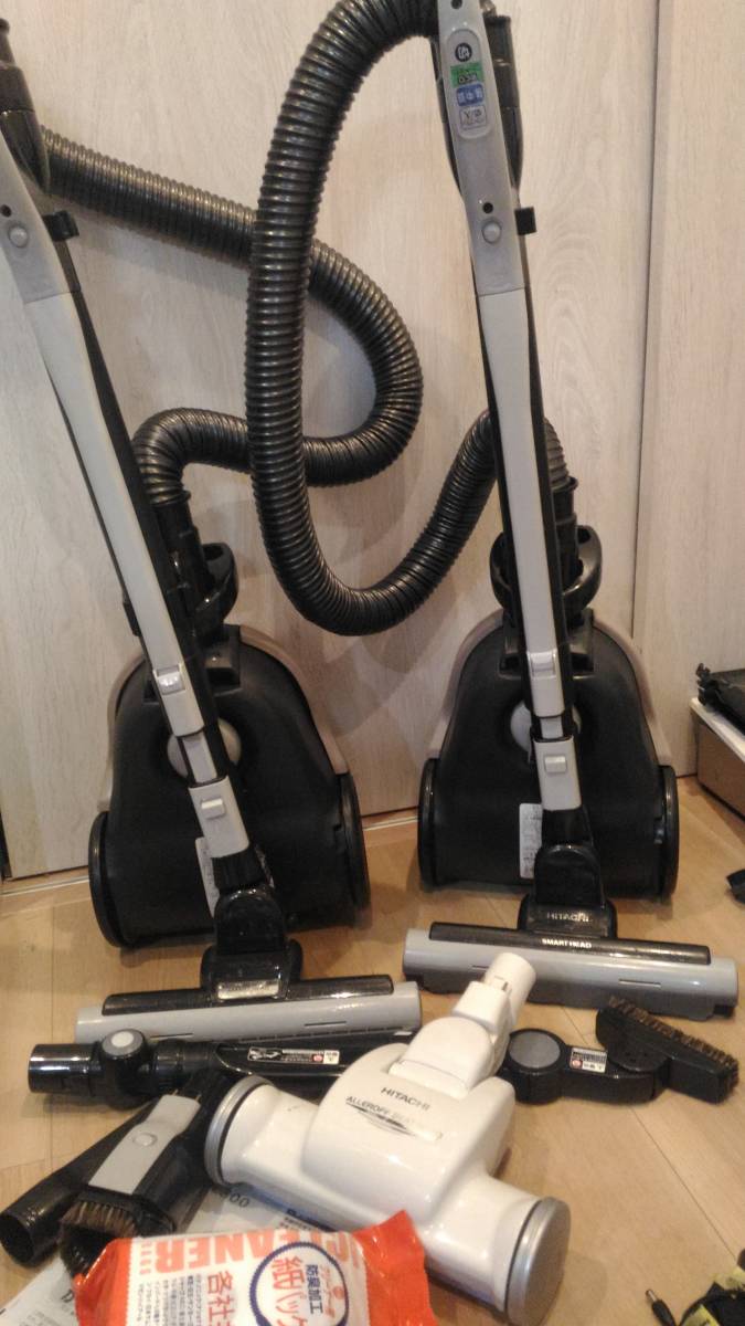 HITACHI 紙パック式クリーナー CVーPW20 シルバー ☆動作〇☆ 日立