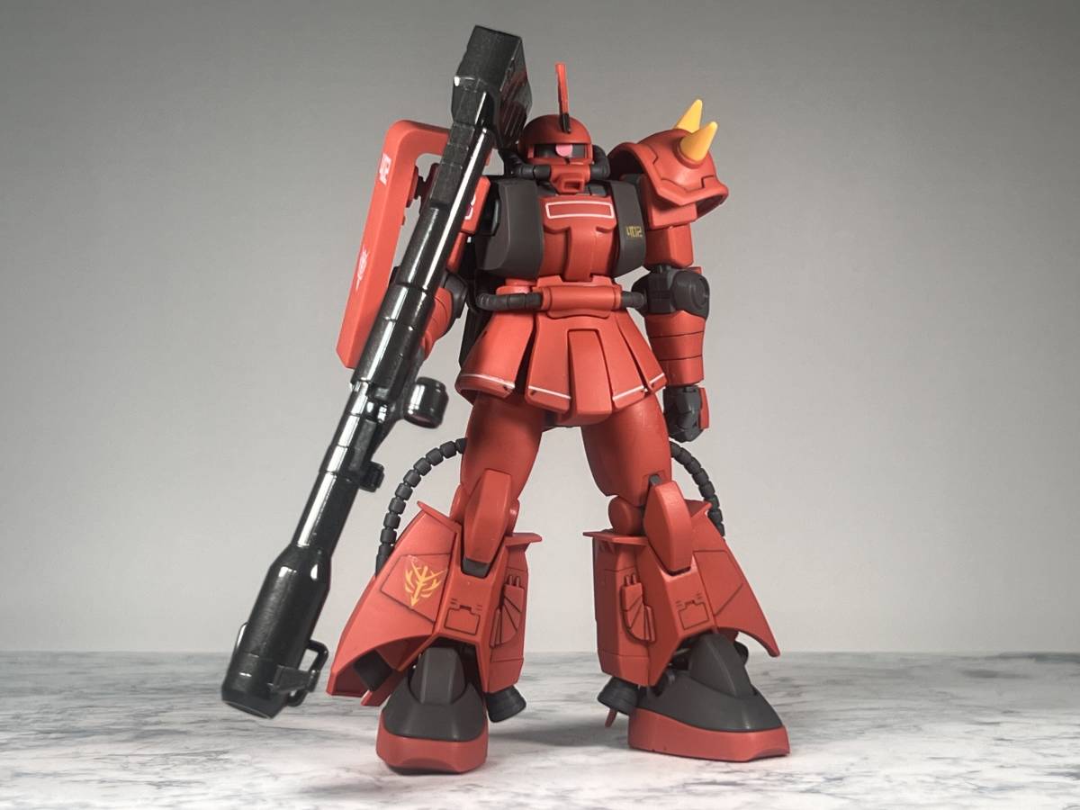 MS-06R-2 ジョニー ライデン専用 ザク II （1/144スケール HGUC 166