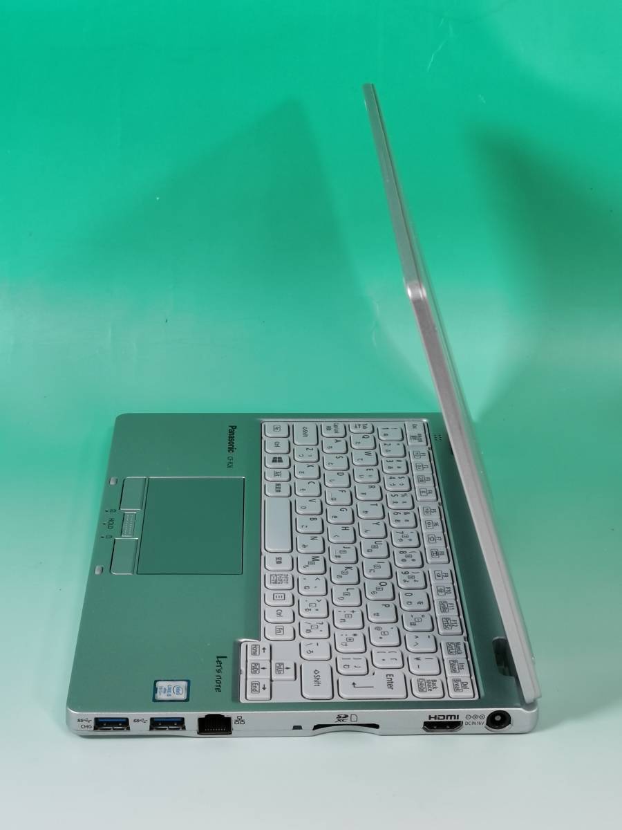 ○ 累積使用20時間 タブレットPC ○ Let's note CF-RZ6 ○ Core i5 7Y57
