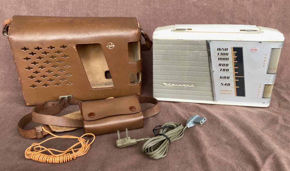 昭和レトロ ナショナルラジオ CW-110 ナショナル 真空管ラジオ CW-110