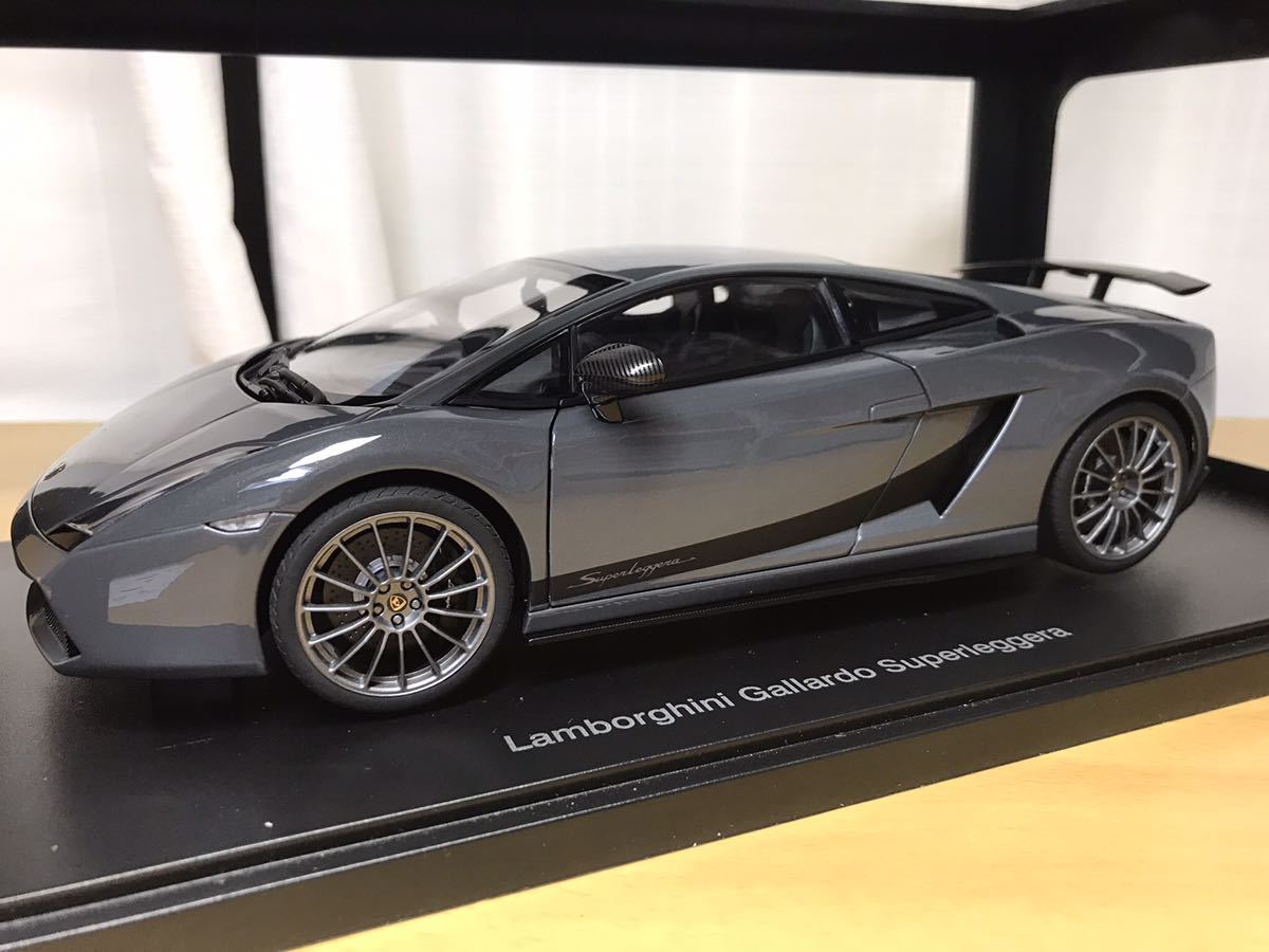 ランボルギーニ 1⁄18 ガヤルド スーパーレジェーラ オートアート LP570