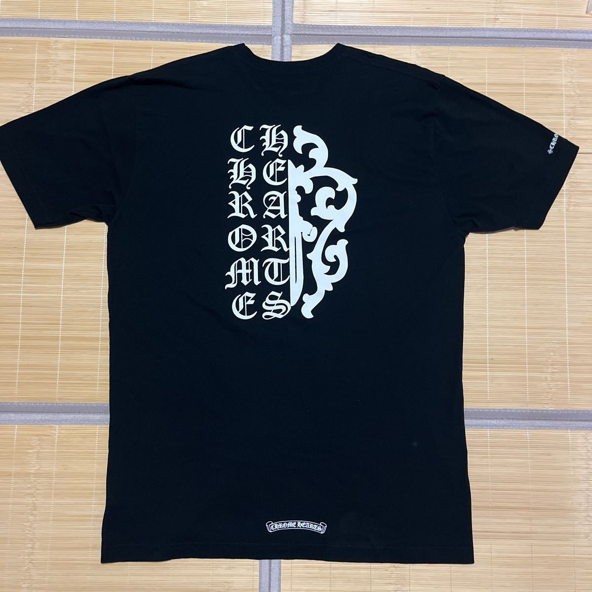 人気，高品質 確実正規品 CHROME HEARTS DAGGER tee tシャツ MATTY BOY ダガー XL 黒 ブラック ホースシュー セメタリークロス クロムハーツ(トップス)｜売買されたオークション情報、yahooの商品情報をアーカイブ公 男性用