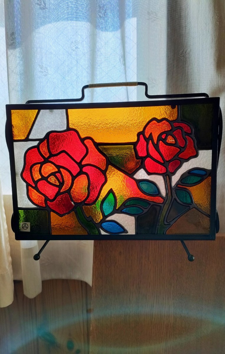 マガジンラック ステンドグラス風 アイアン 昭和レトロ バラ 薔薇 花柄