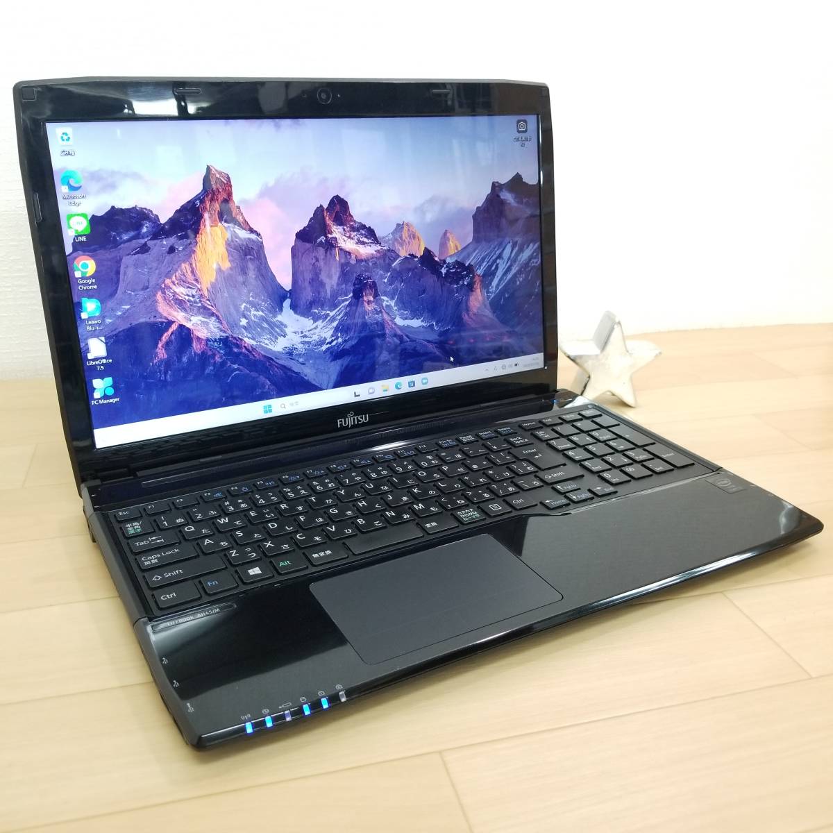 美品/即決特典付!メモリ16GB/高性能i3搭載/Webカメラ/Blu-ray/Office/スピード出荷/Win11/薄型・即使用可ノートパソコン・富士通(D3407)