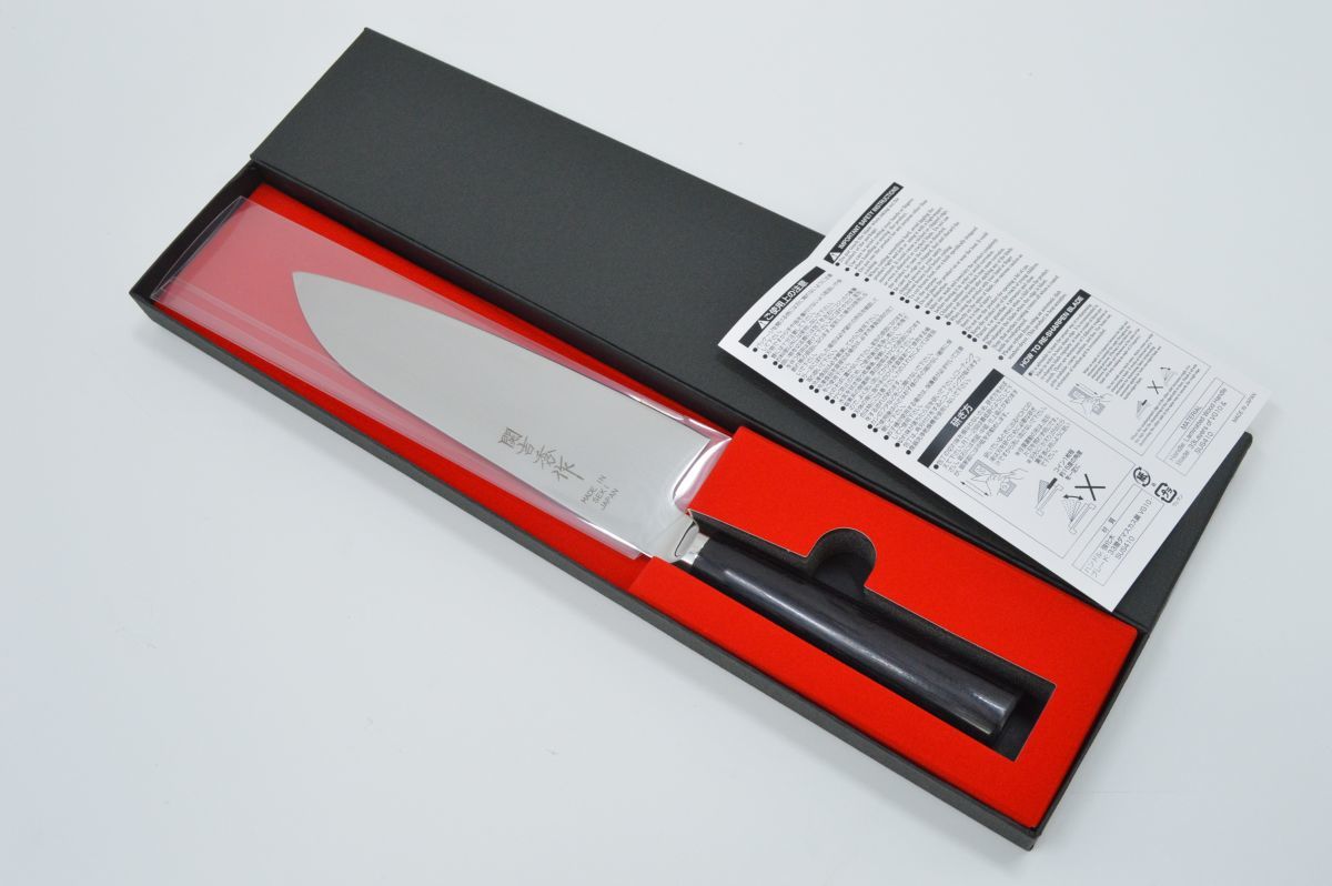 (325S 0728G14) 1円～【新品】関の刃物 関吉秀作 三徳包丁 180mm 33層ダマスカス鋼 VG10