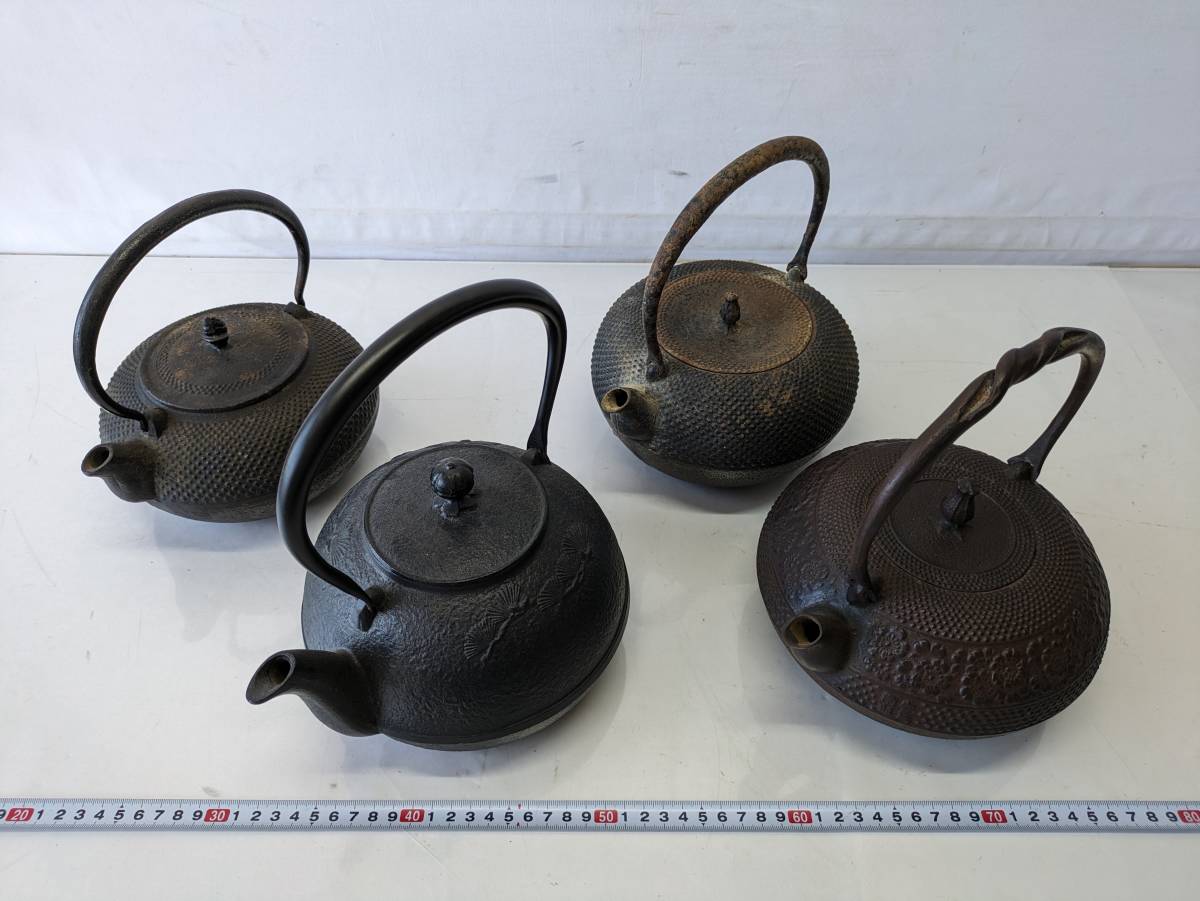 お得 【SAKURAYA】旧家整理品【 いぶし銀 筒形横手急須 巧益造 】槌目