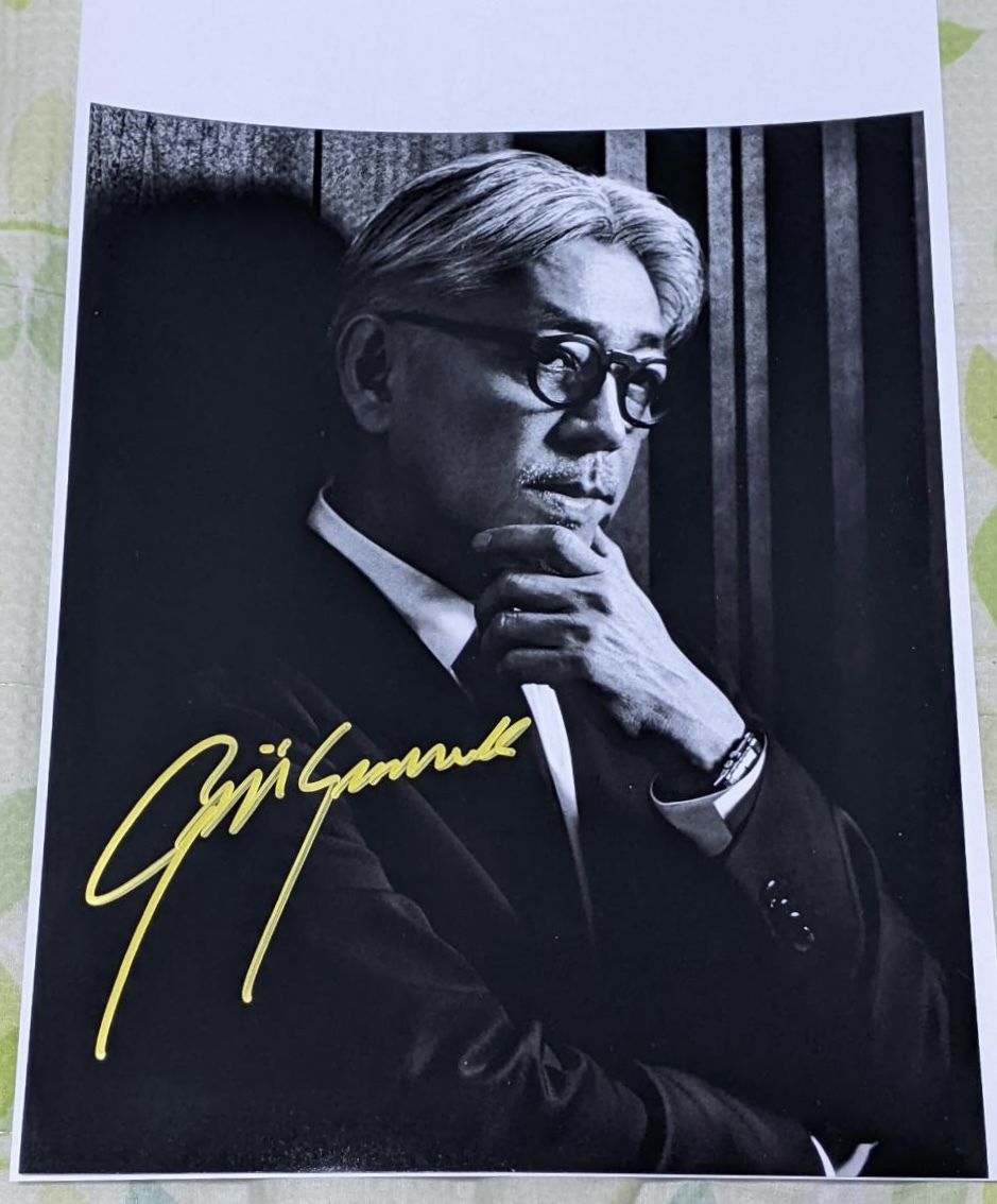 ☆坂本龍一 直筆サイン入り写真♪