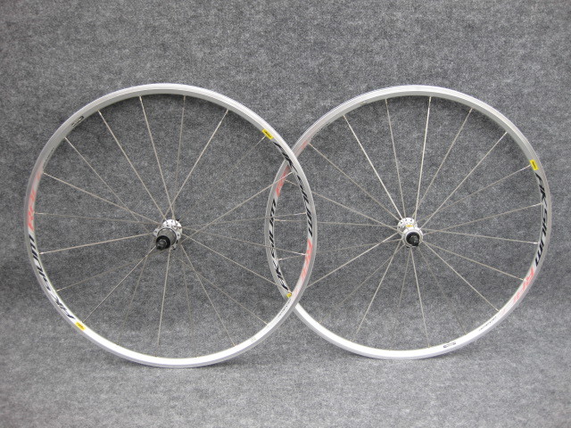 MAVIC AKSIUM RACE（シマノフリー11速対応） ホイール（完組、手組