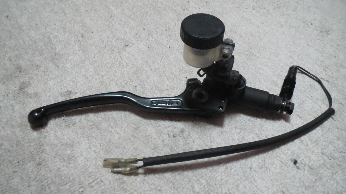 ブレンボ CNC ラジアルブレーキマスター　φ19×16mm 汎用品 ブレンボ ブレーキマスター 16mm？ ブレンボ 16mm ピストン径：16mm