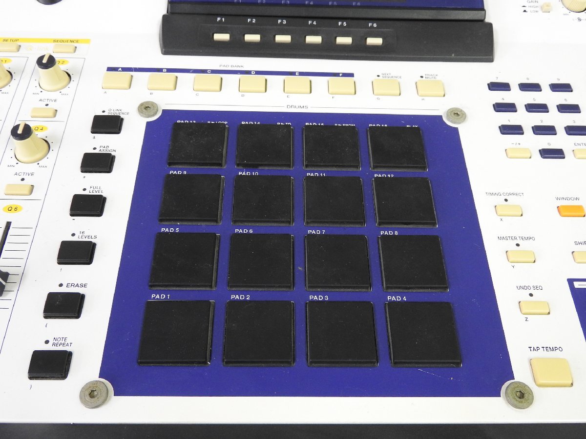 ジャンク品》 AKAI MPC4000 魅入ら アカイ サンプラー
