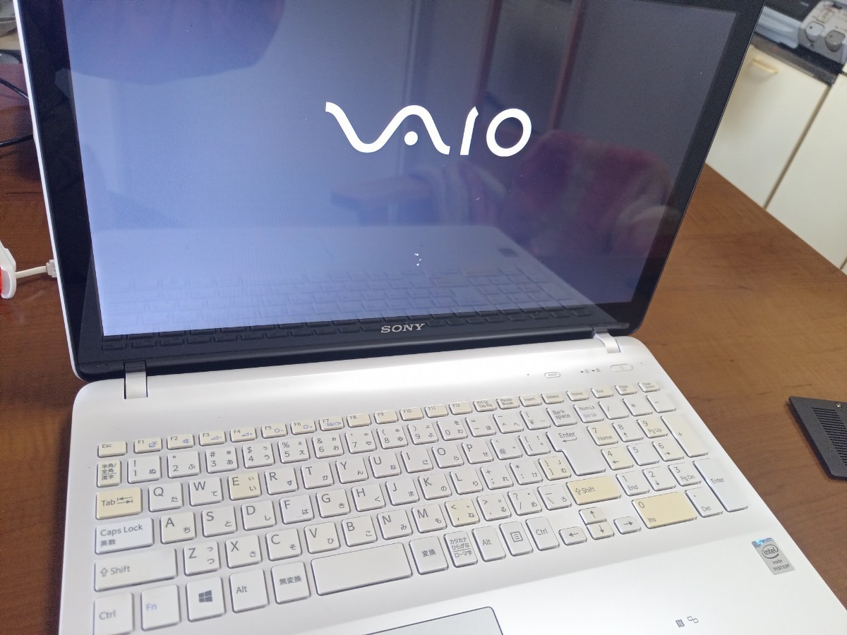 ジャンク vaio svf153b1gn SONY VAIO SVF153B1GN ノートパソコン 中古