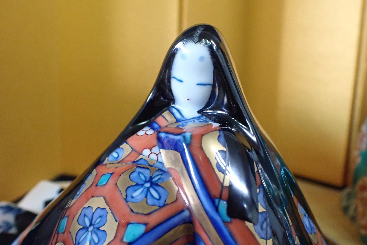 美品 源氏雛 伊万里焼　磁器人形 萬太郎作 鍋島人形 美品 源氏雛 伊万里焼 磁器人形 萬太郎作 鍋島人形 四代畑石