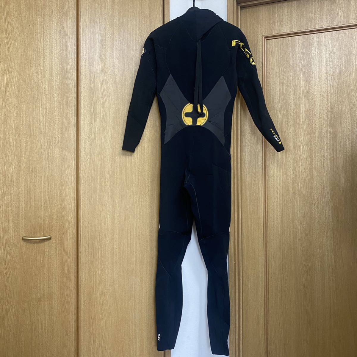 ☆超人気メーカー！！柔らか【FCS】メンズ用3×2mmラバーxジャージ